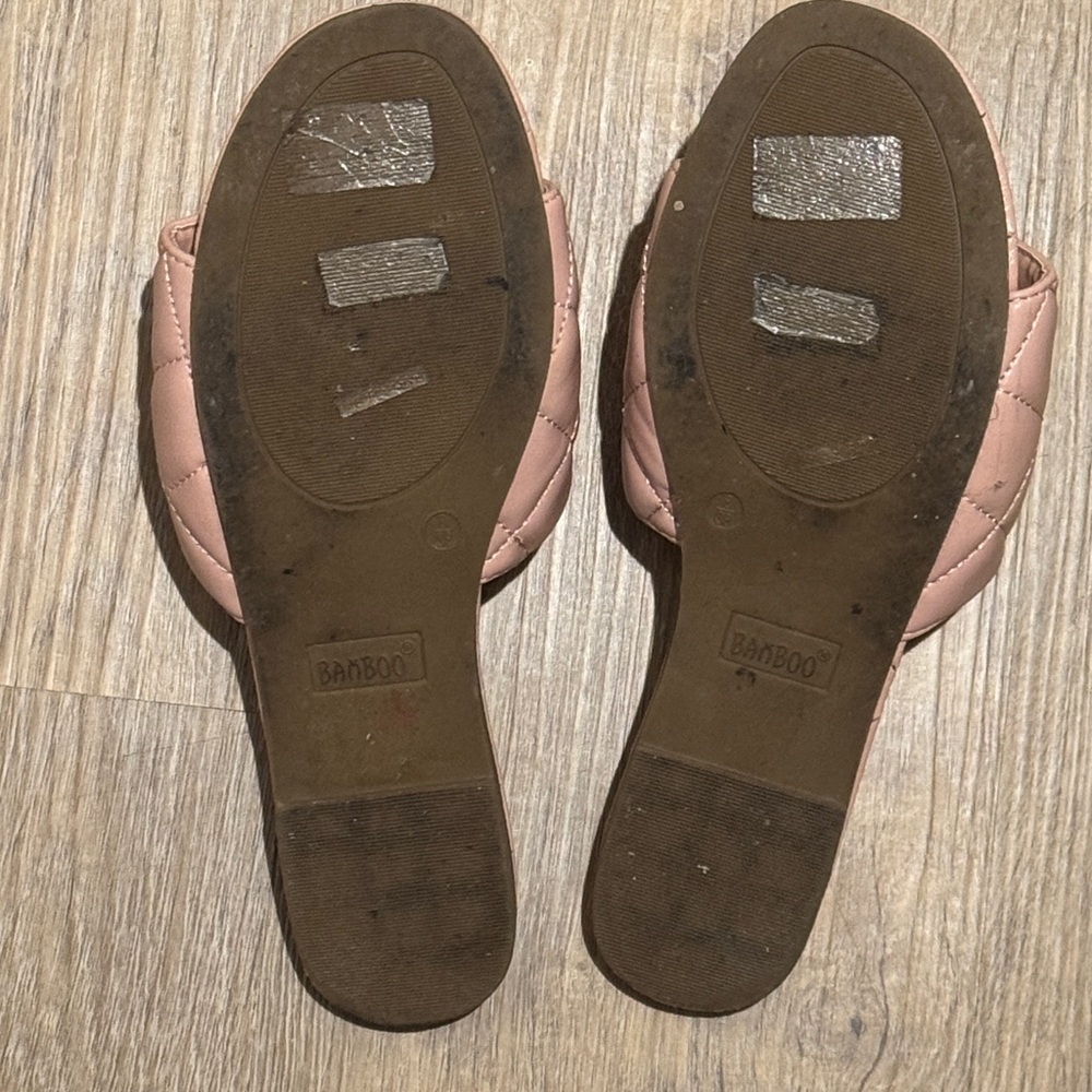 Bamboo Women's Blush Quilted Slippers - Picture 2 of 2